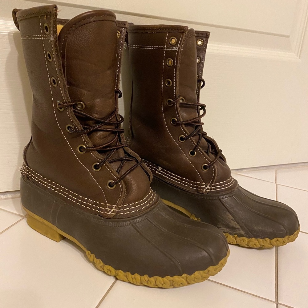 LL Bean Boots, 10” Shearling Lined (Size 6)
